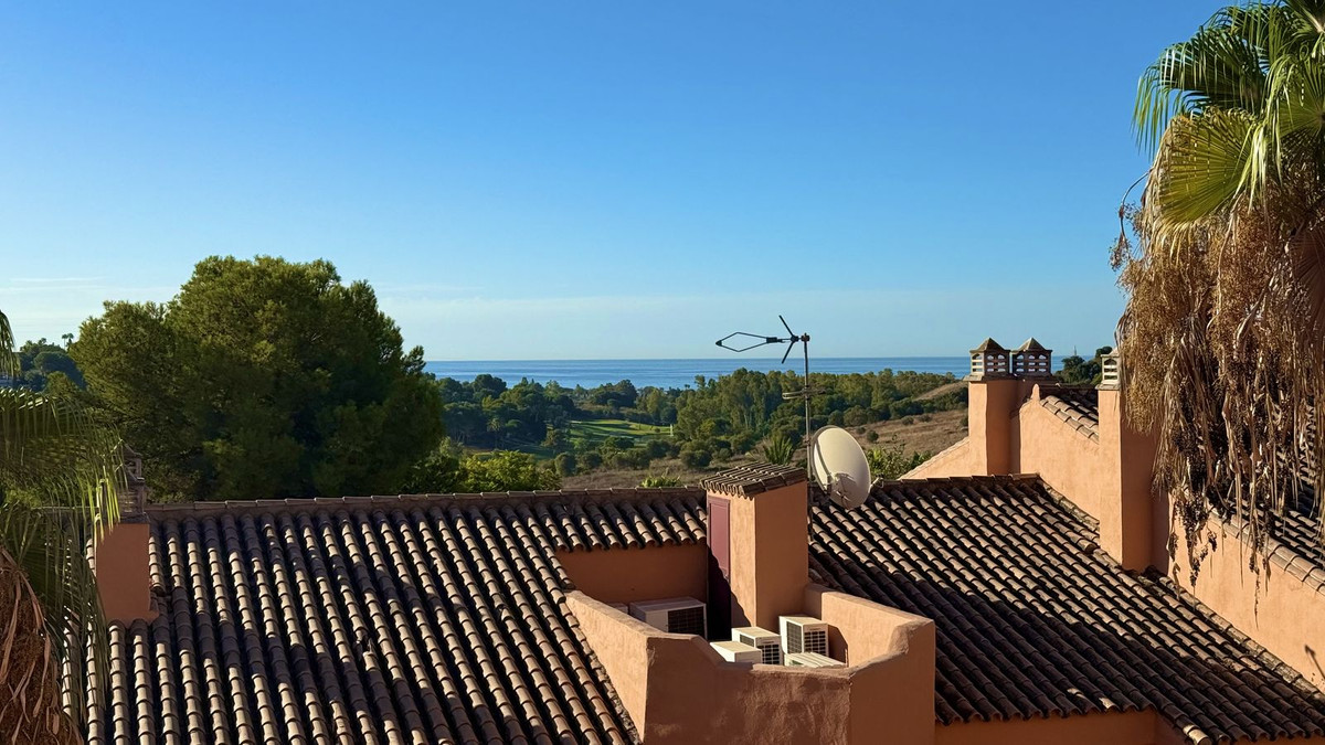 1 Bed Apartment for sale in Benahavís Costa Del Sol, Málaga, Spain