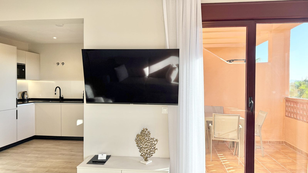 1 Bed Apartment for sale in Benahavís Costa Del Sol, Málaga, Spain