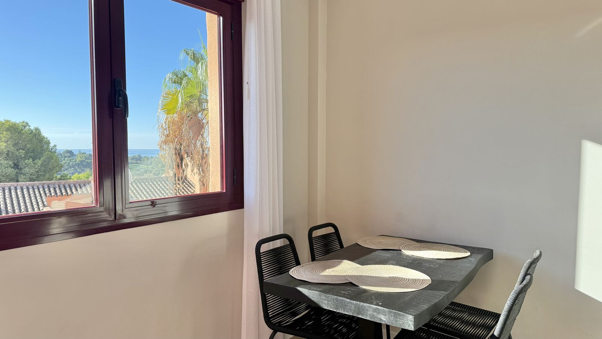 1 Bed Apartment for sale in Benahavís Costa Del Sol, Málaga, Spain