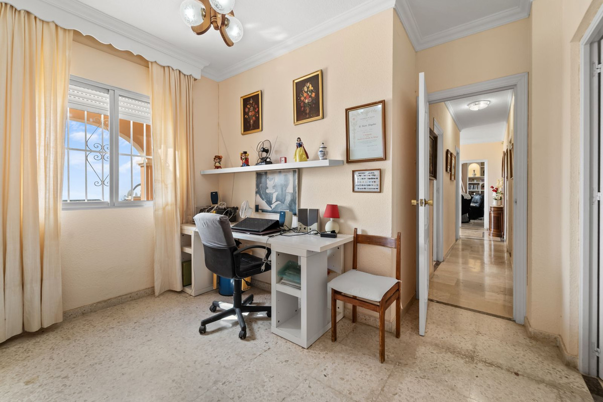 4 Bed Townhouse for sale in Benalmadena Costa Del Sol, Málaga, Spain