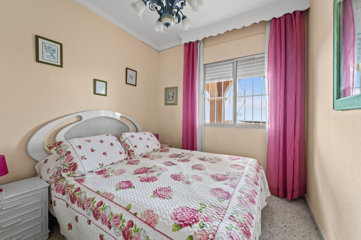 4 Bed Townhouse for sale in Benalmadena Costa Del Sol, Málaga, Spain