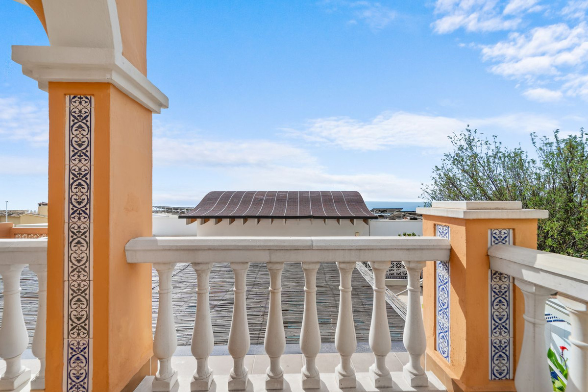 4 Bed Townhouse for sale in Benalmadena Costa Del Sol, Málaga, Spain