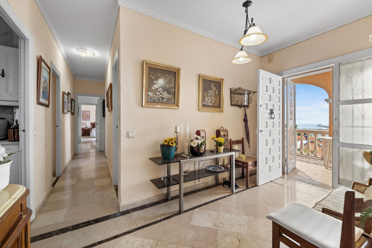 4 Bed Townhouse for sale in Benalmadena Costa Del Sol, Málaga, Spain