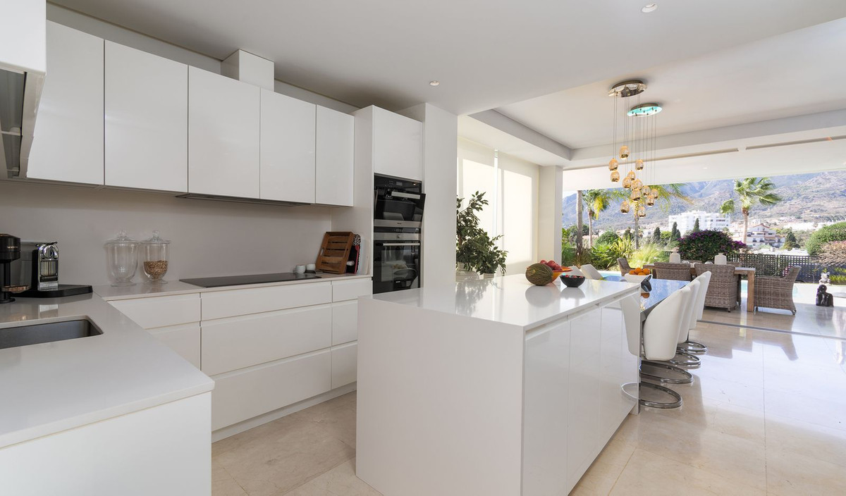3 Bed Townhouse for sale in Río Real Costa Del Sol, Málaga, Spain