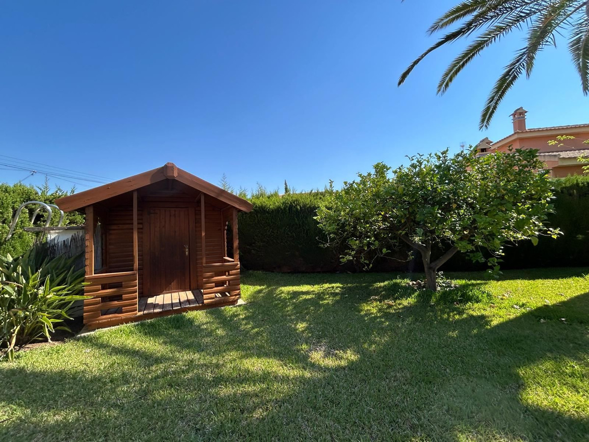 Se vende Villa - Chalet de 3 dormitorios en Costa Blanca, Alicante, España