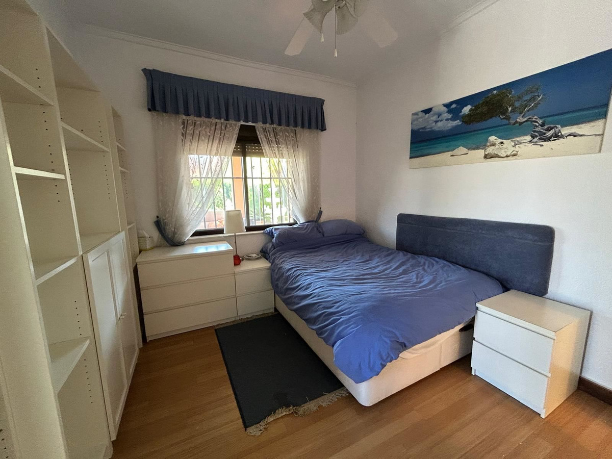 Se vende Villa - Chalet de 3 dormitorios en Costa Blanca, Alicante, España