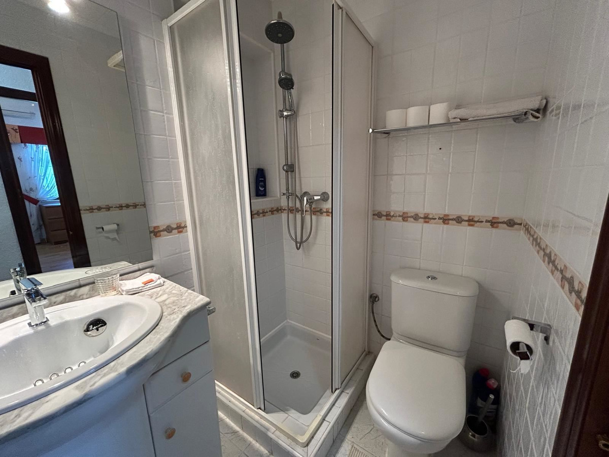 Se vende Villa - Chalet de 3 dormitorios en Costa Blanca, Alicante, España