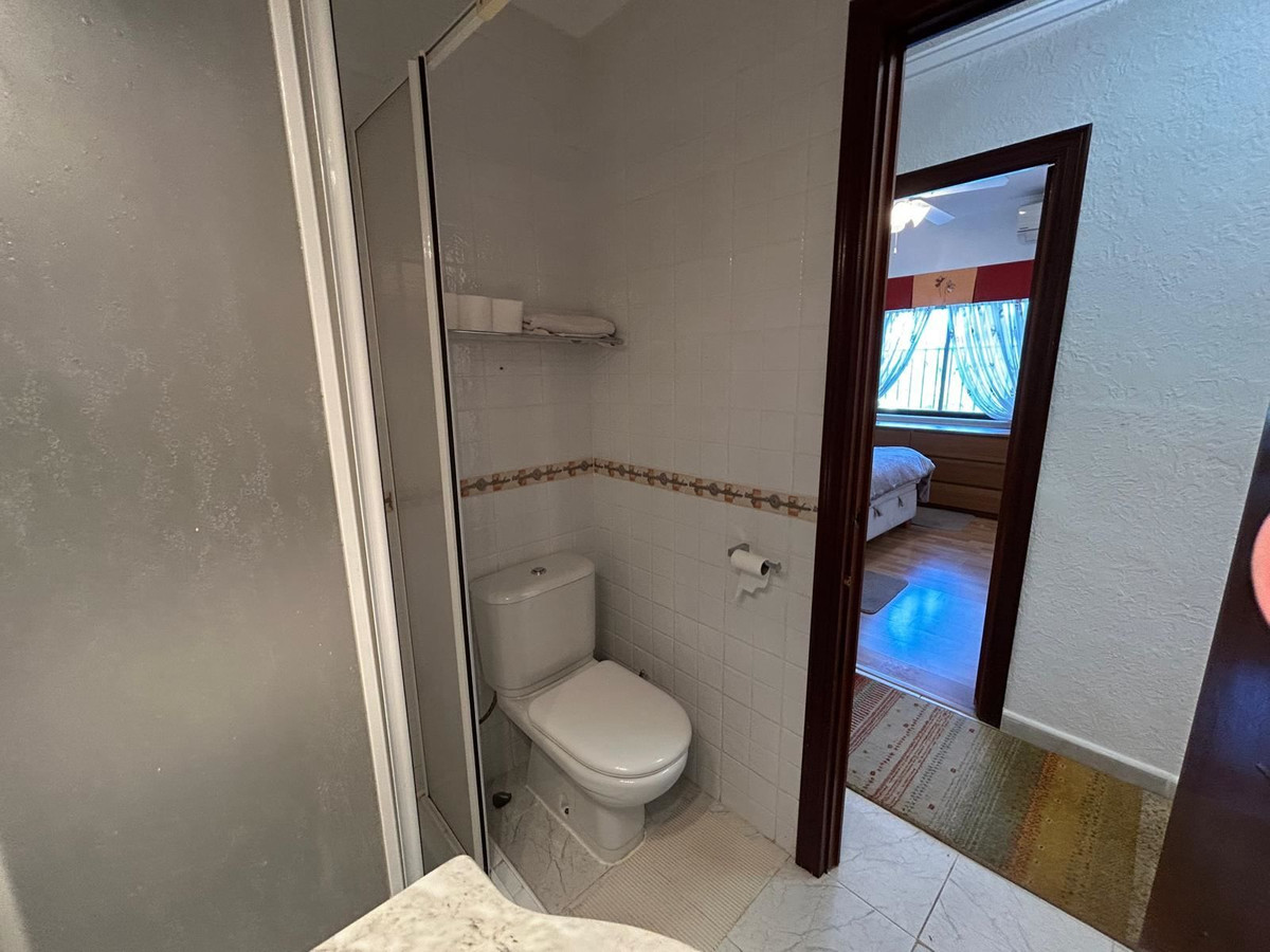 Se vende Villa - Chalet de 3 dormitorios en Costa Blanca, Alicante, España
