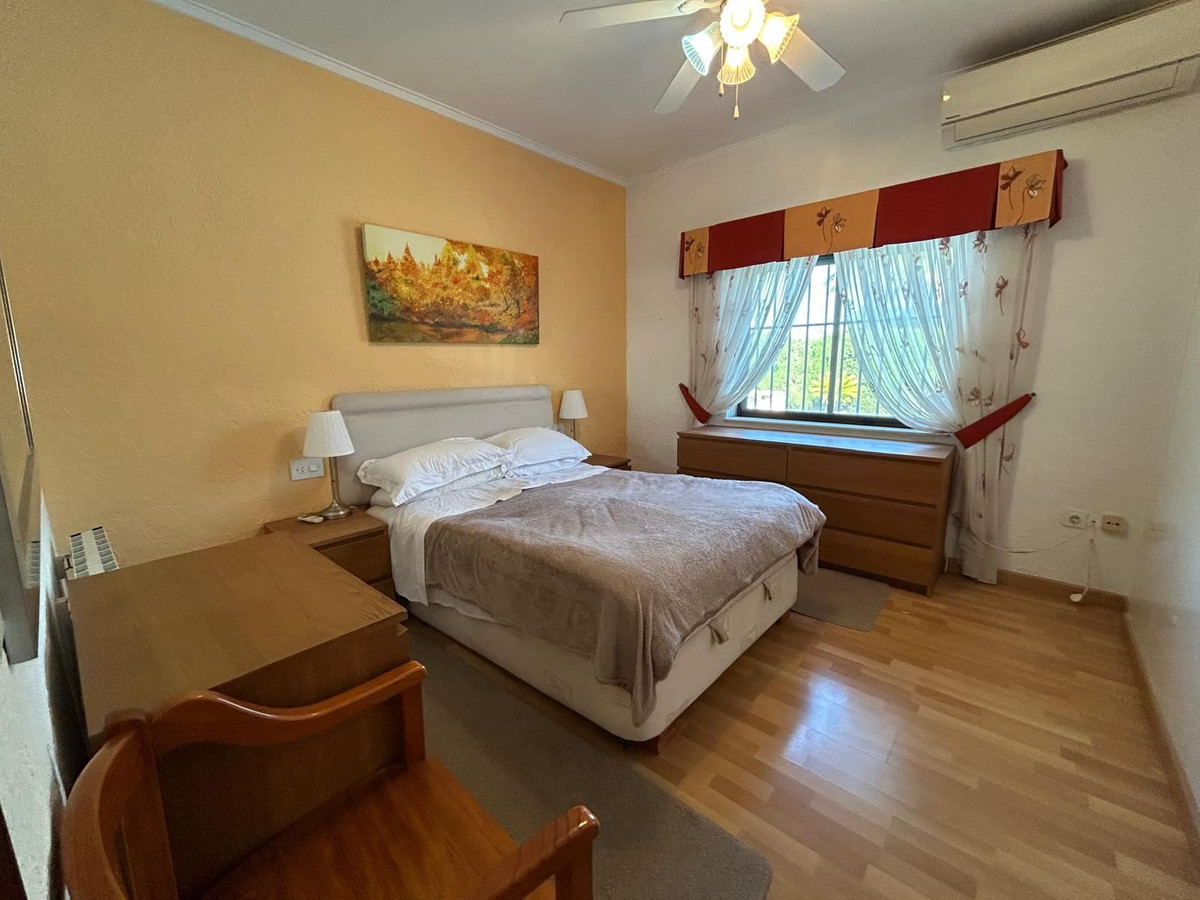 Se vende Villa - Chalet de 3 dormitorios en Costa Blanca, Alicante, España