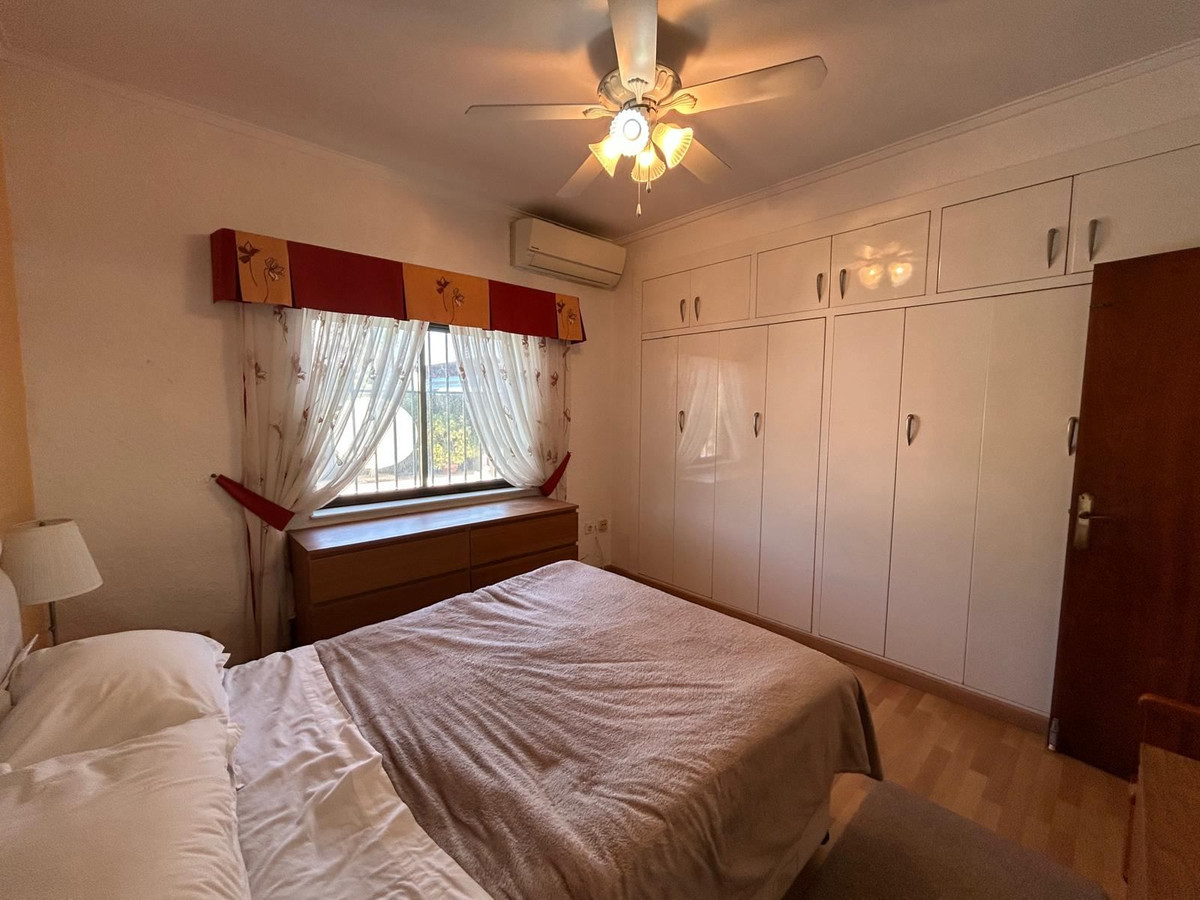 Se vende Villa - Chalet de 3 dormitorios en Costa Blanca, Alicante, España