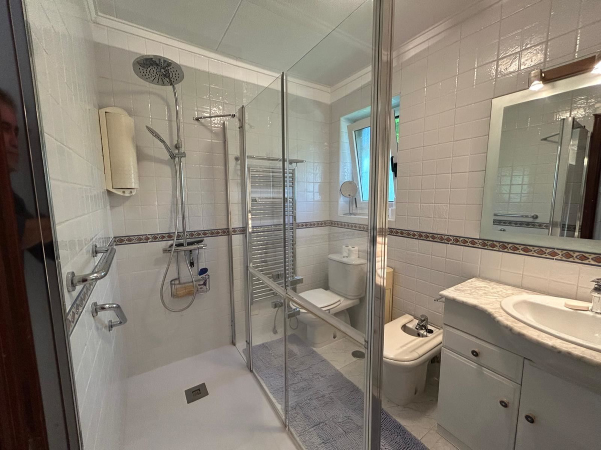 Se vende Villa - Chalet de 3 dormitorios en Costa Blanca, Alicante, España
