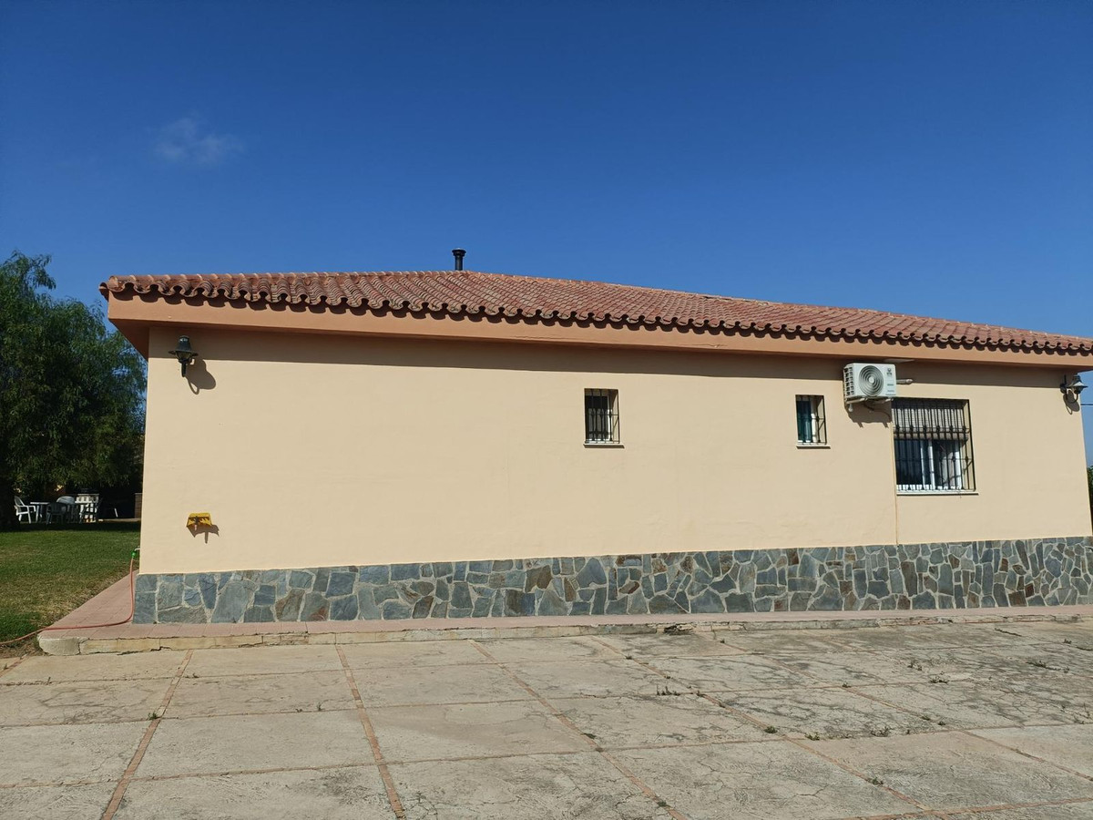 4 Bed Townhouse for sale in Alhaurín El Grande Costa Del Sol, Málaga, Spain