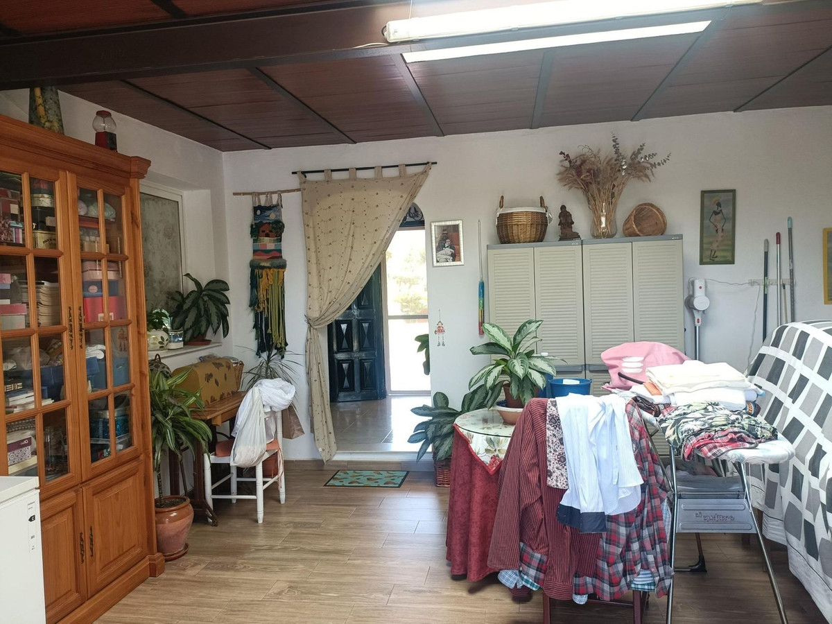 4 Bed Townhouse for sale in Alhaurín El Grande Costa Del Sol, Málaga, Spain