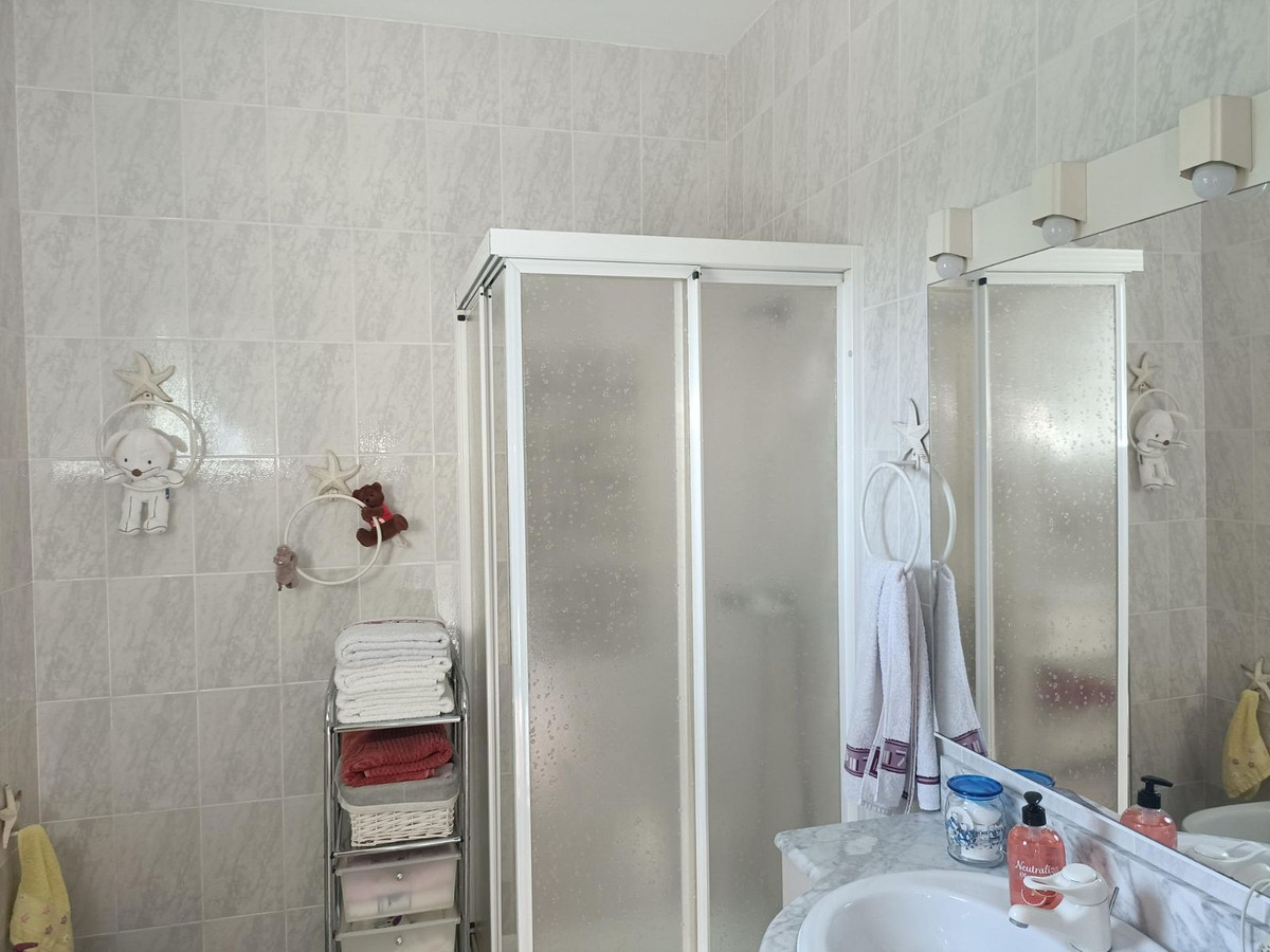 4 Bed Townhouse for sale in Alhaurín El Grande Costa Del Sol, Málaga, Spain
