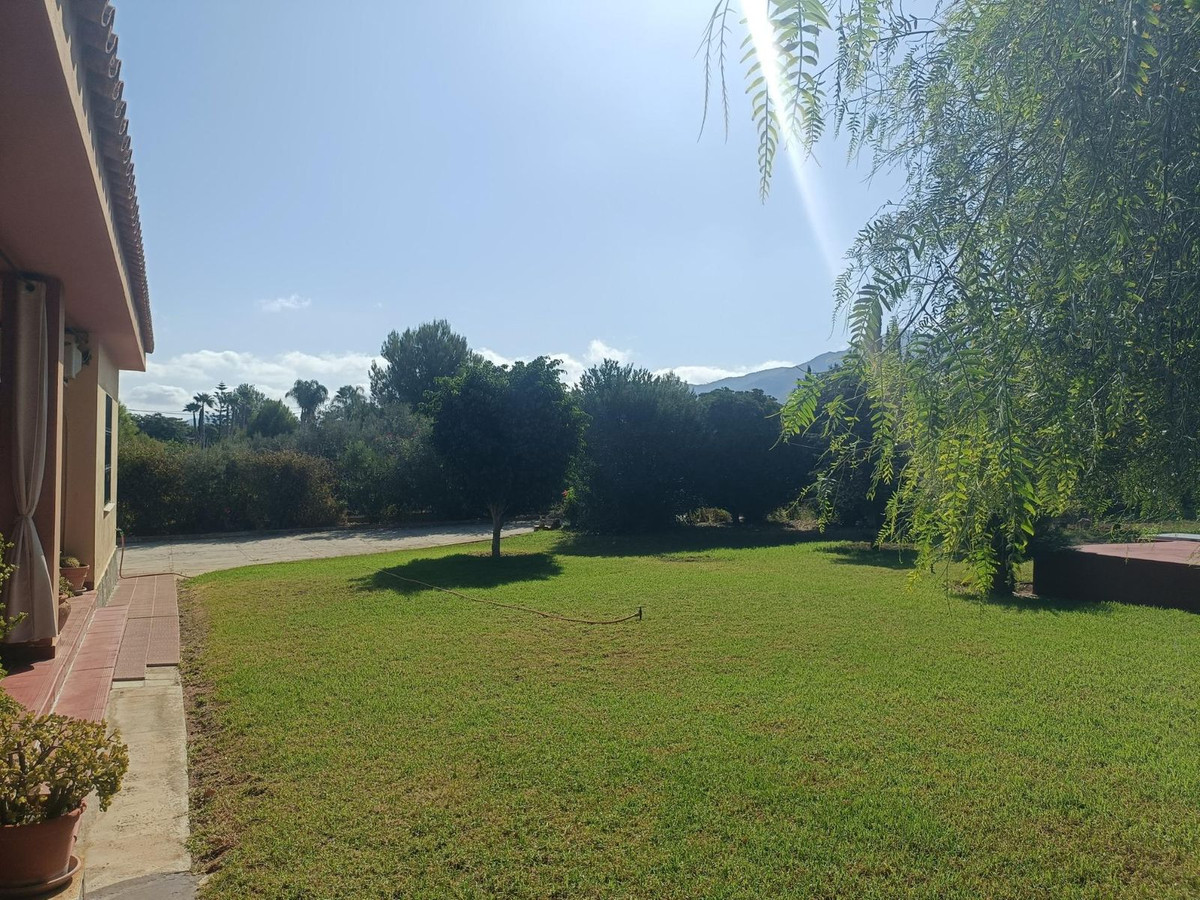 4 Bed Townhouse for sale in Alhaurín El Grande Costa Del Sol, Málaga, Spain