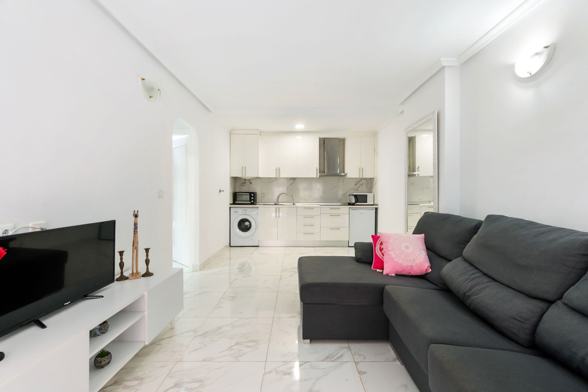 Se vende Apartamento Planta Baja de 2 dormitorios en Costa Blanca, Alicante, España