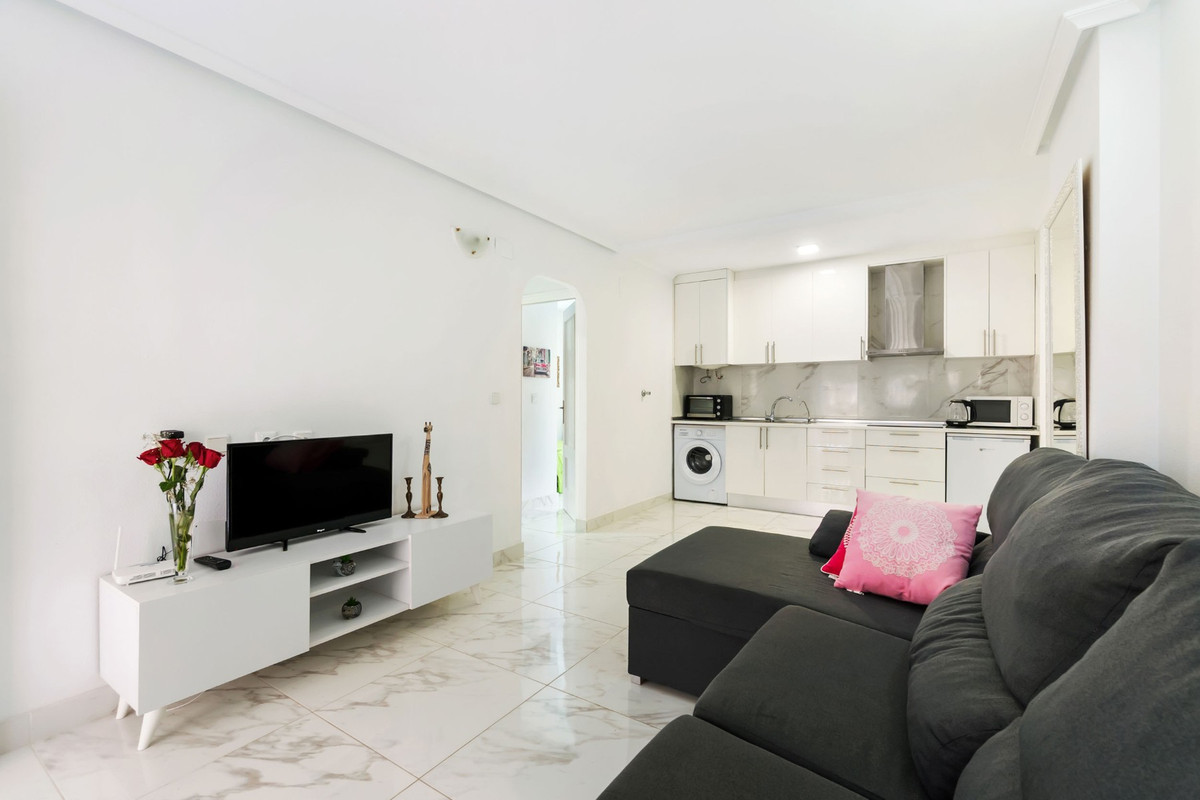 Se vende Apartamento Planta Baja de 2 dormitorios en Costa Blanca, Alicante, España