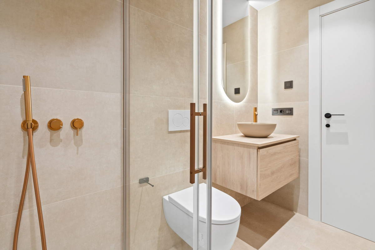 3 Bed Apartment for sale in Nueva Andalucía Costa Del Sol, Málaga, Spain