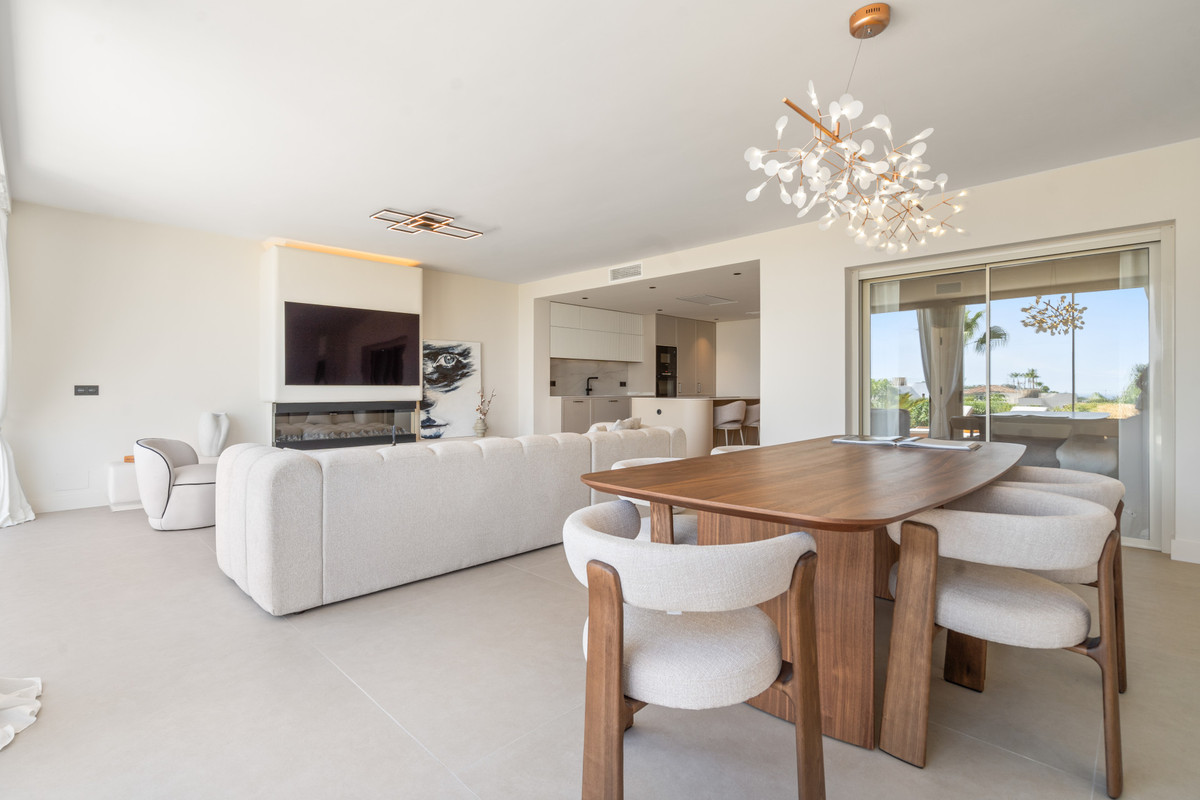 3 Bed Apartment for sale in Nueva Andalucía Costa Del Sol, Málaga, Spain