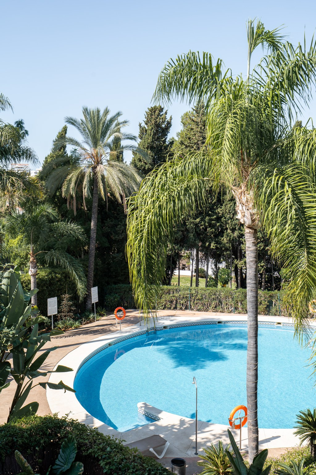 3 Bed Apartment for sale in Nueva Andalucía Costa Del Sol, Málaga, Spain