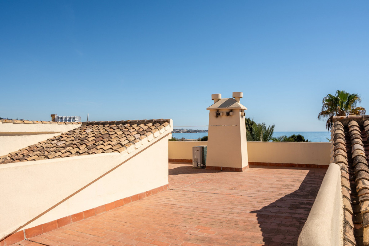 2 Bed Apartment for sale in La Cala De Mijas Costa Del Sol, Málaga, Spain