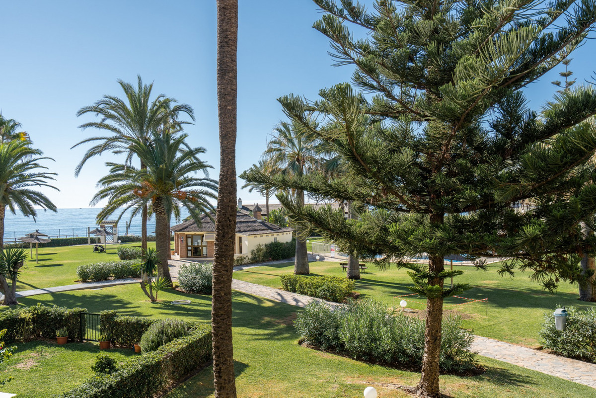 2 Bed Apartment for sale in La Cala De Mijas Costa Del Sol, Málaga, Spain