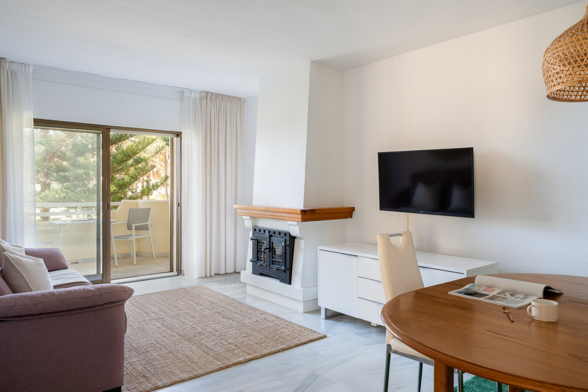 2 Bed Apartment for sale in La Cala De Mijas Costa Del Sol, Málaga, Spain