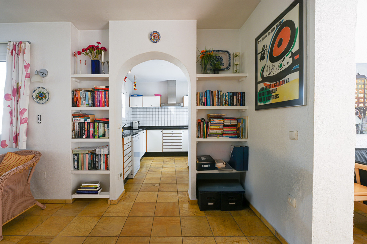 3 Bed Townhouse for sale in Cerros Del Aguila Costa Del Sol, Málaga, Spain