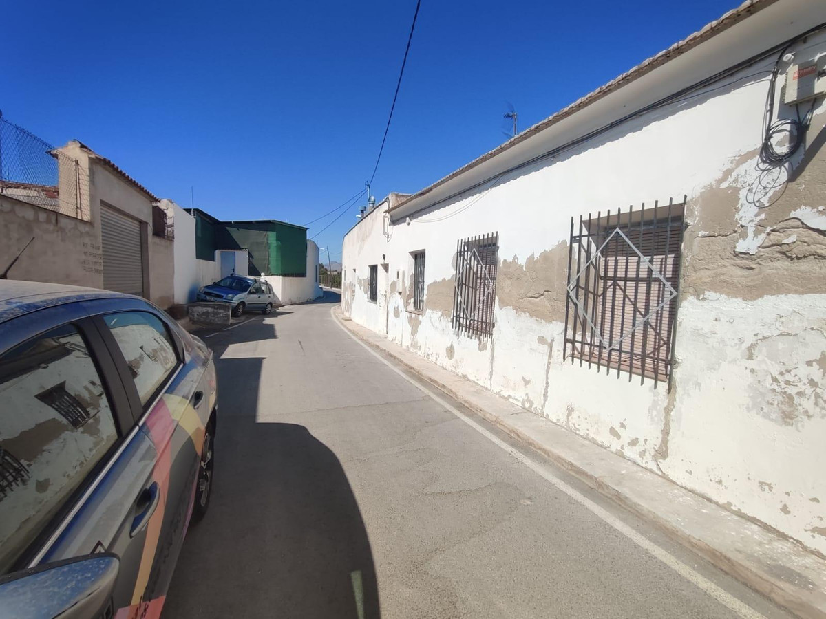Se vende Bungalow de 4 dormitorios en Costa Blanca, Alicante, España