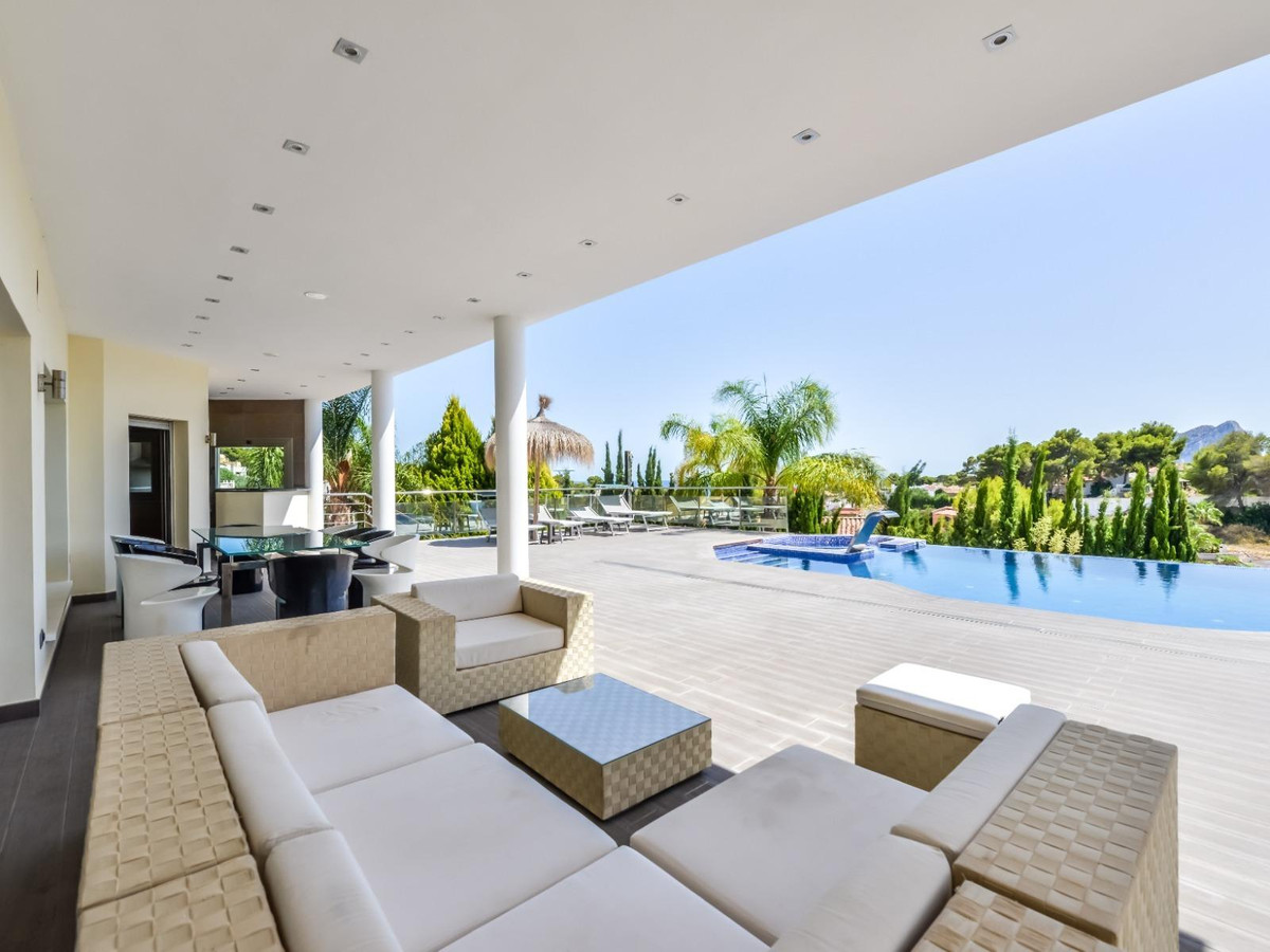 5 Bed Townhouse for sale in Benissa Costa Blanca, Alicante, Spain
