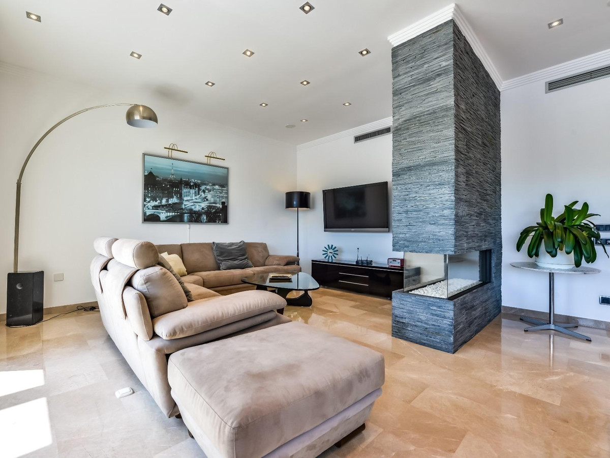 5 Bed Townhouse for sale in Benissa Costa Blanca, Alicante, Spain
