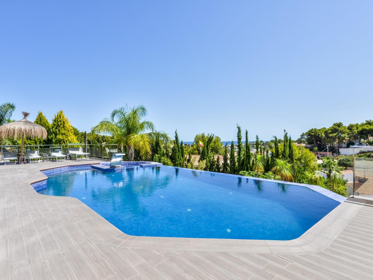 5 Bed Townhouse for sale in Benissa Costa Blanca, Alicante, Spain