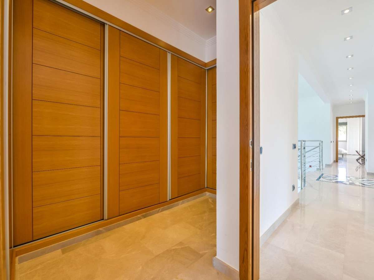 5 Bed Townhouse for sale in Benissa Costa Blanca, Alicante, Spain