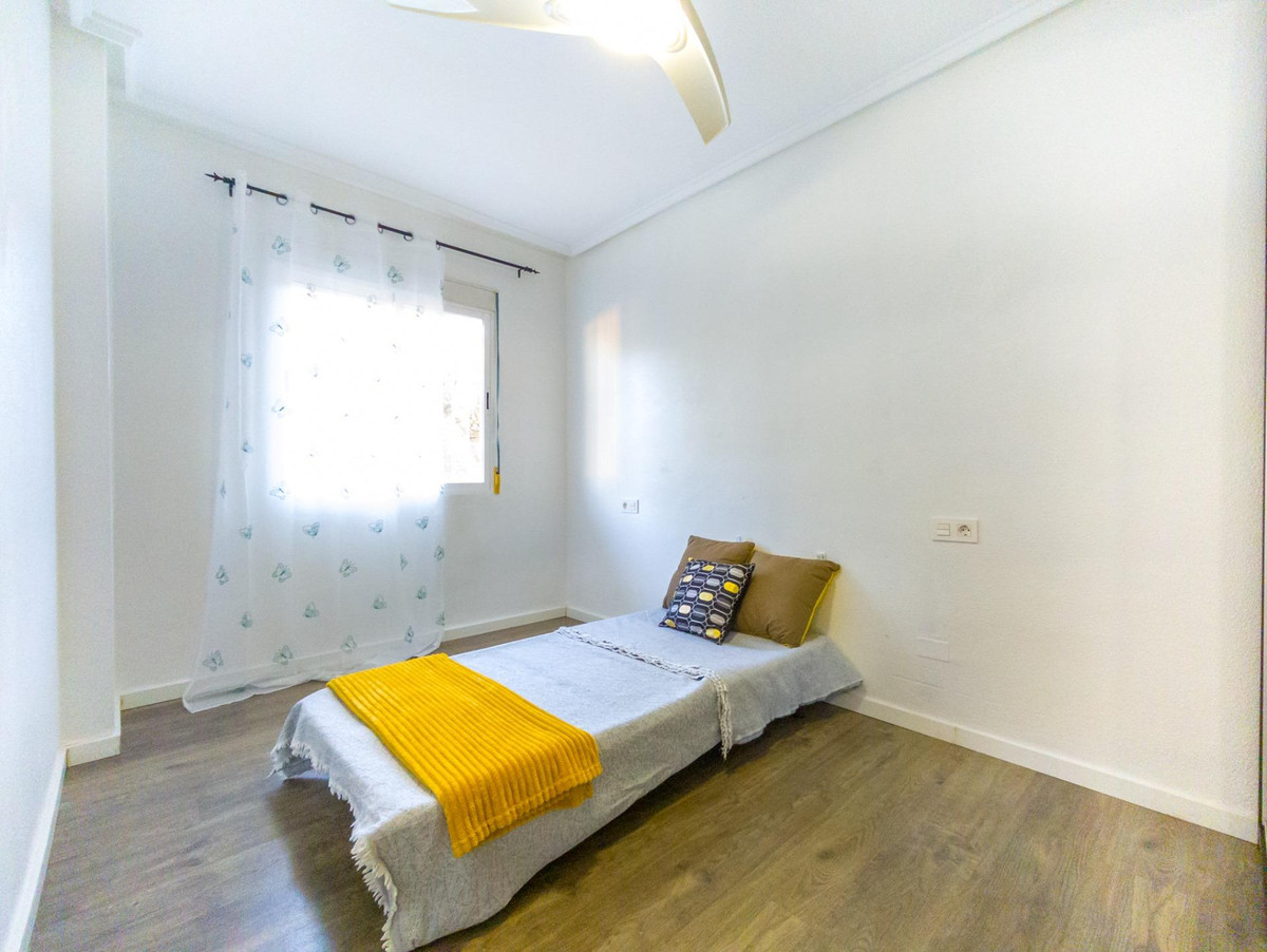 Se vende Apartamento Planta Baja de 3 dormitorios en Costa Blanca, Alicante, España