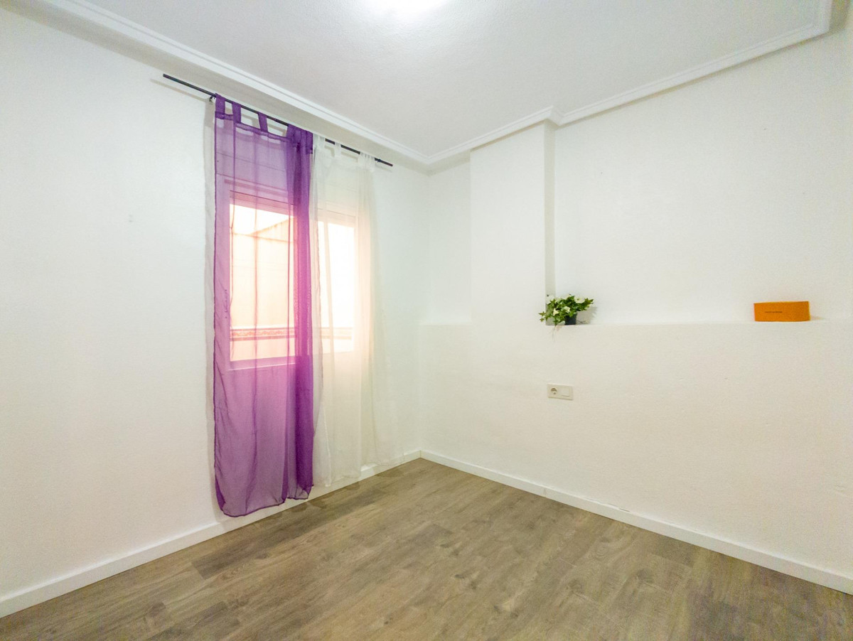Se vende Apartamento Planta Baja de 3 dormitorios en Costa Blanca, Alicante, España
