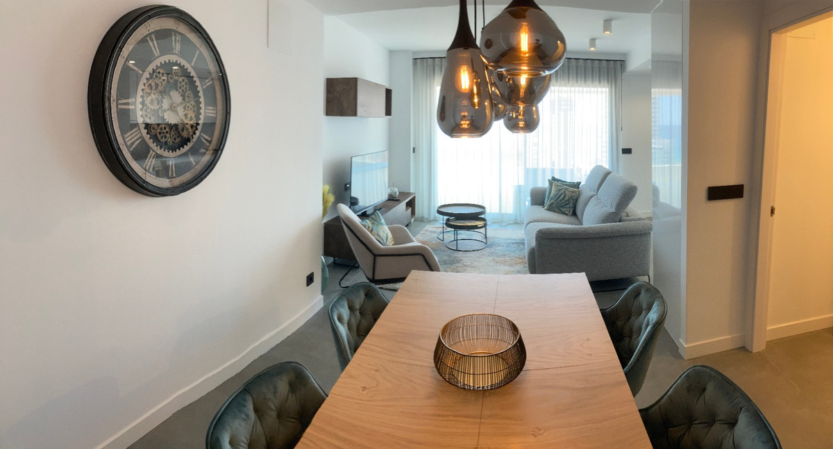 Se vende Apartamento Planta Media de 2 dormitorios en Costa Blanca, Alicante, España