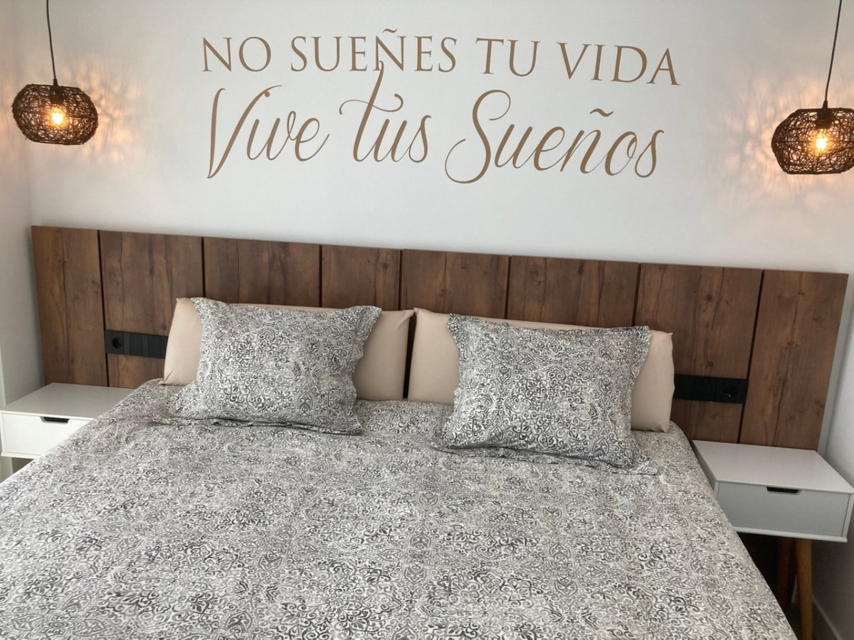 Se vende Apartamento Planta Media de 2 dormitorios en Costa Blanca, Alicante, España