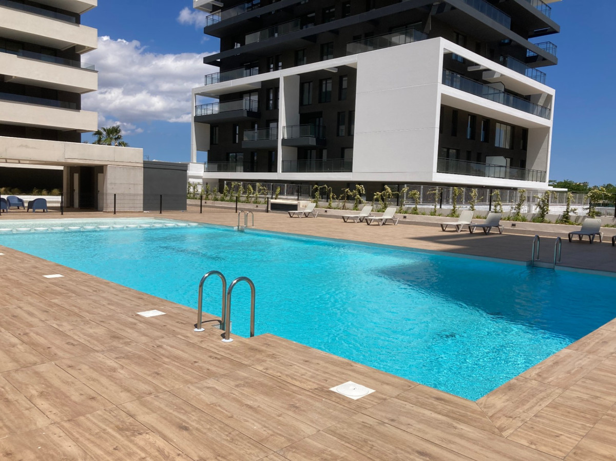 Se vende Apartamento Planta Media de 2 dormitorios en Costa Blanca, Alicante, España
