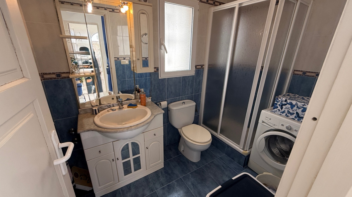 2 Bed Apartment for sale in Villamartin Costa Blanca, Alicante, Spain