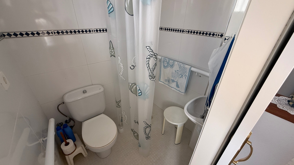 2 Bed Apartment for sale in Villamartin Costa Blanca, Alicante, Spain