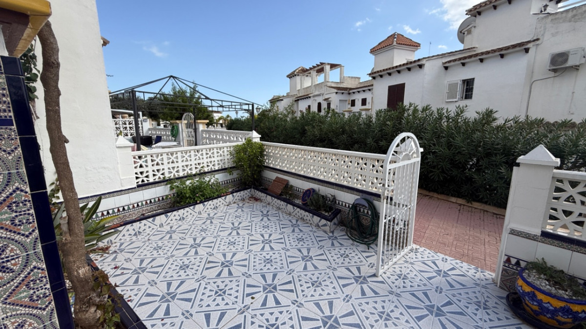 2 Bed Apartment for sale in Villamartin Costa Blanca, Alicante, Spain