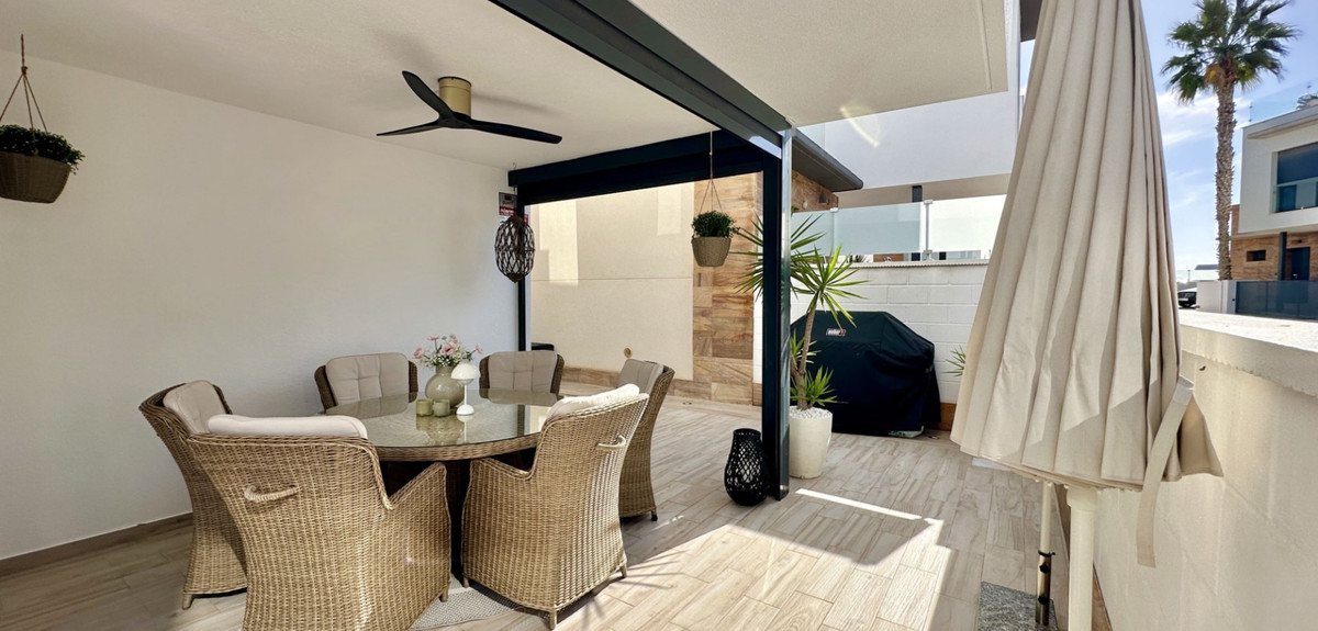 3 Bed Townhouse for sale in Lomas De Cabo Roig Costa Blanca, Alicante, Spain