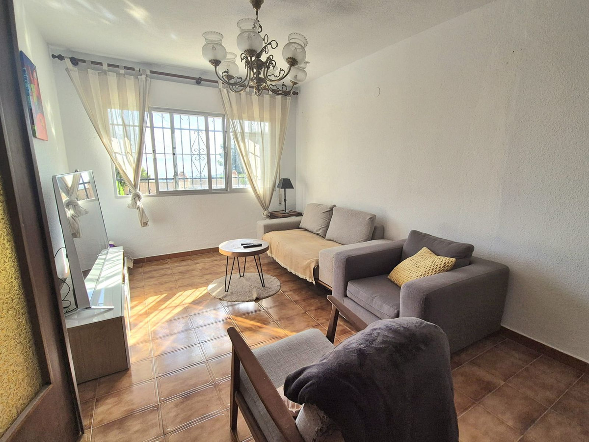 5 Bed Townhouse for sale in Alhaurín De La Torre Costa Del Sol, Málaga, Spain