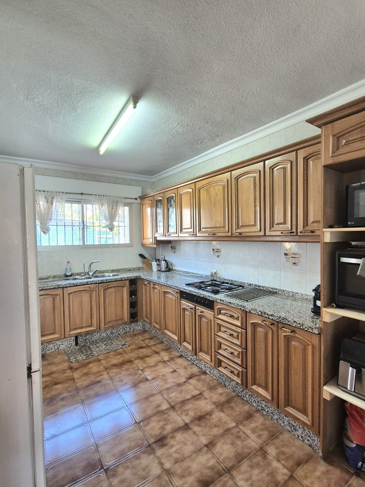 5 Bed Townhouse for sale in Alhaurín De La Torre Costa Del Sol, Málaga, Spain