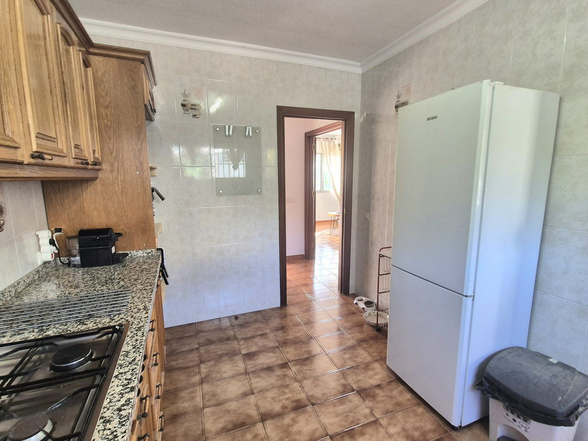 5 Bed Townhouse for sale in Alhaurín De La Torre Costa Del Sol, Málaga, Spain