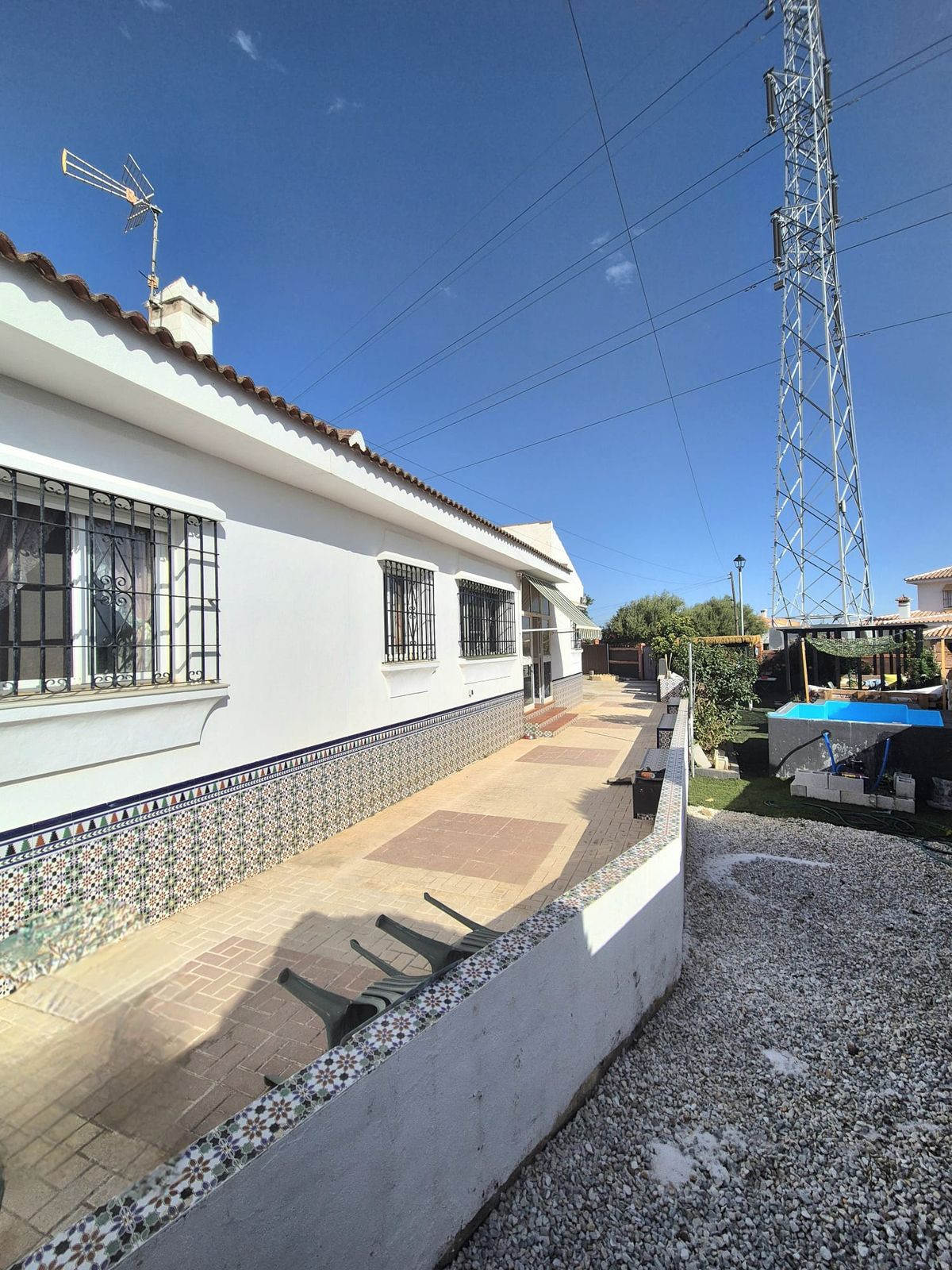 5 Bed Townhouse for sale in Alhaurín De La Torre Costa Del Sol, Málaga, Spain