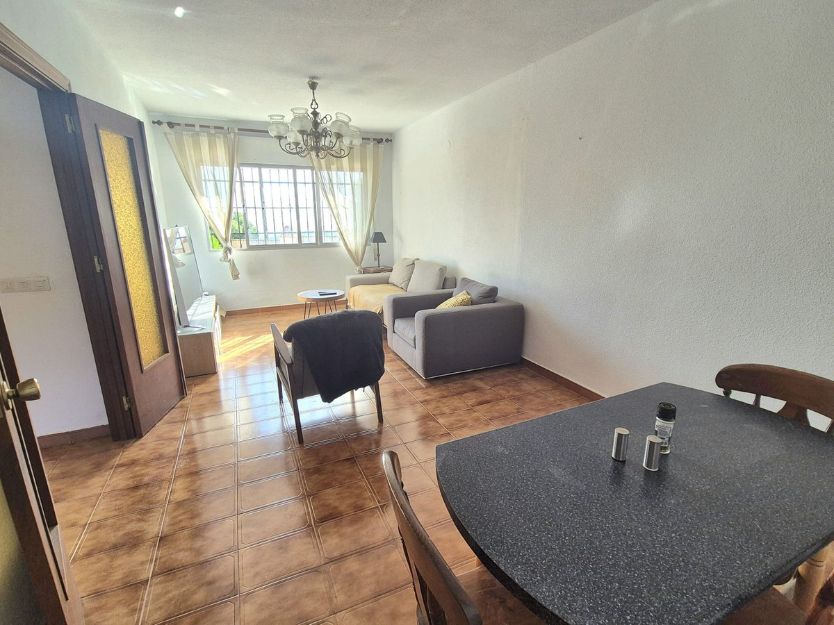 5 Bed Townhouse for sale in Alhaurín De La Torre Costa Del Sol, Málaga, Spain