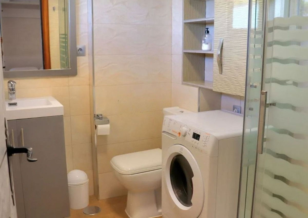 Se vende Estudio Planta Media  en Costa Del Sol, Málaga, España