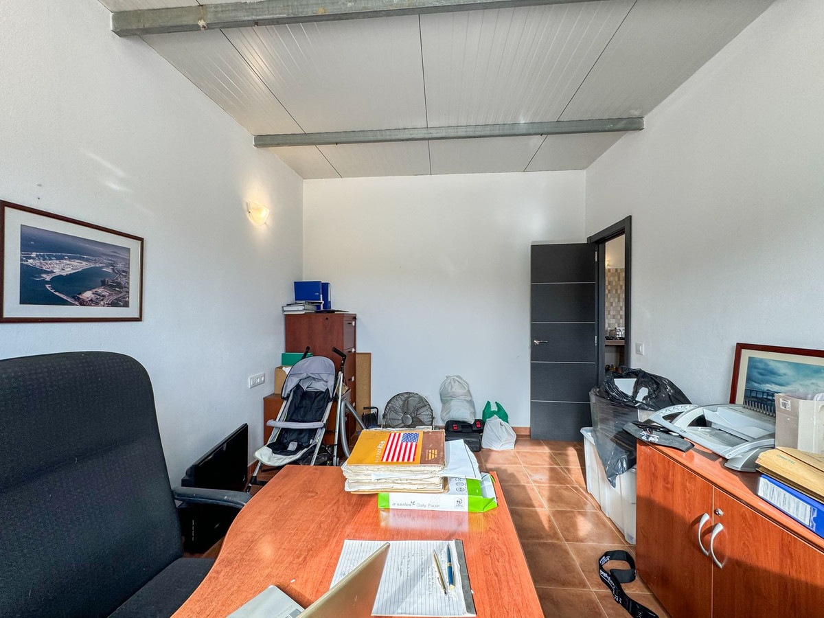 Se vende Villa - Chalet de 1 dormitorios en Costa Del Sol, Cadiz, España