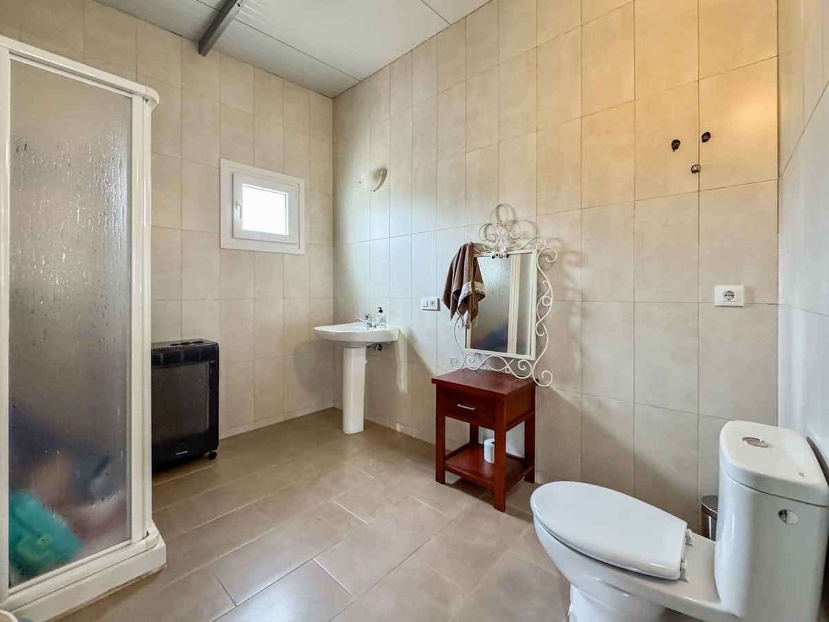 Se vende Villa - Chalet de 1 dormitorios en Costa Del Sol, Cadiz, España